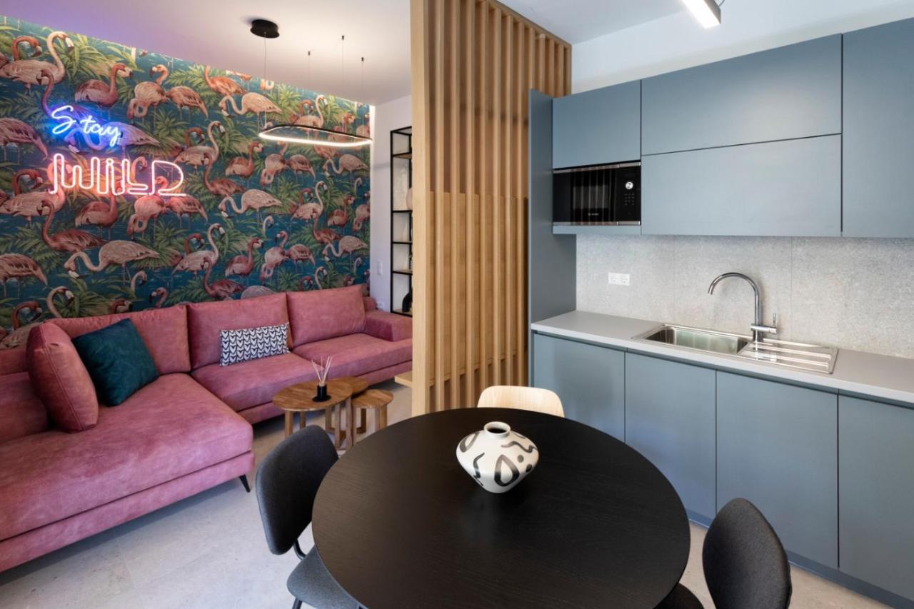 Modern 4Bd Apt Near Piraeus Port-Ath-15 Min Walk-Pirasmus Residencies ภายนอก รูปภาพ